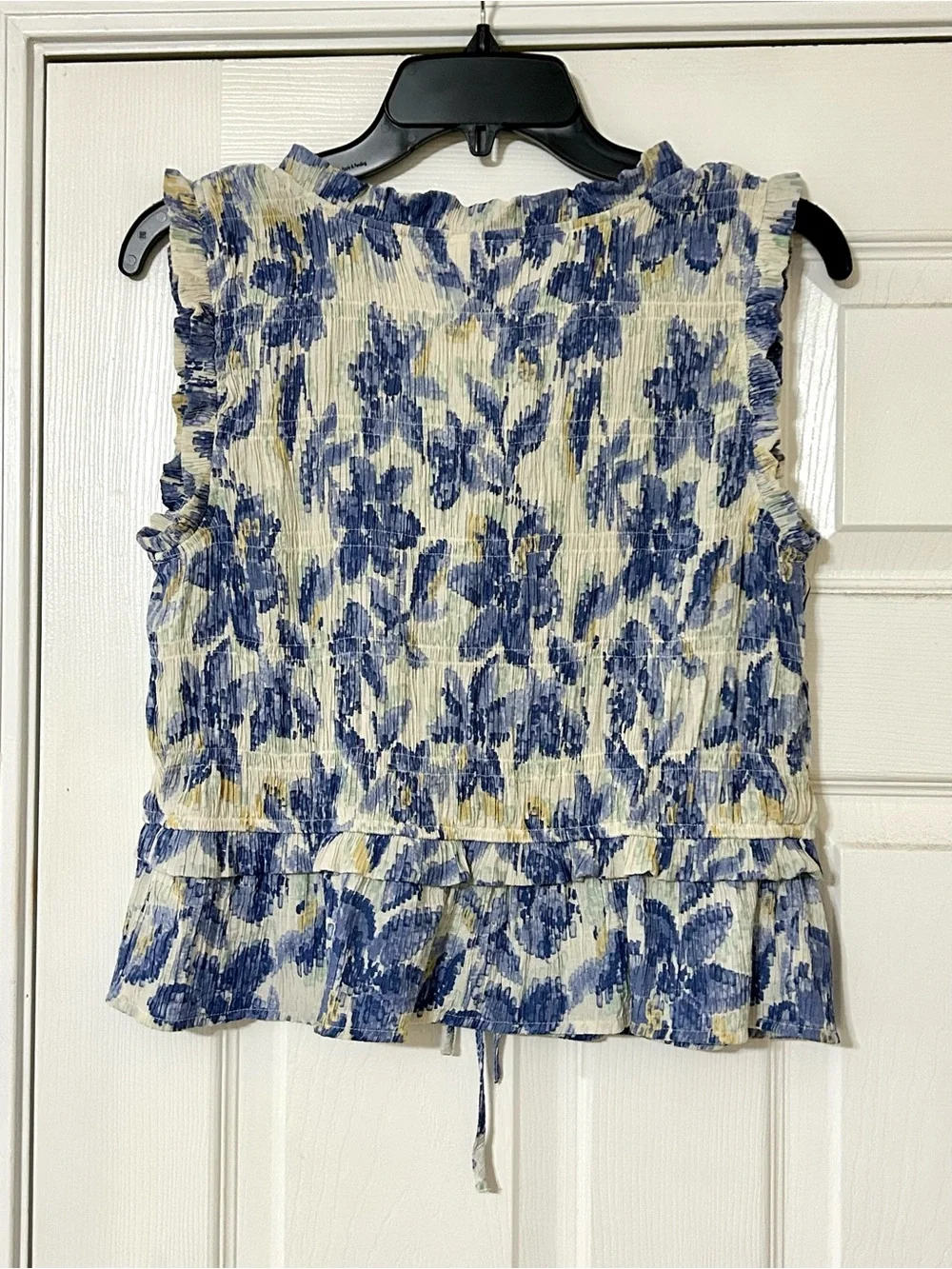 a.n.a Blue and Cream Floral Tie-Front Ruffle Sleeveless Top